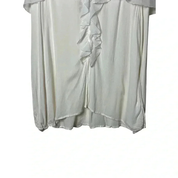 1760. BAND OF GYPSIES LOBG SLEEVE‎ RUFFLED BLOUSE SIZE XSMALL WHITE IN COLOR - Picture 5 of 11